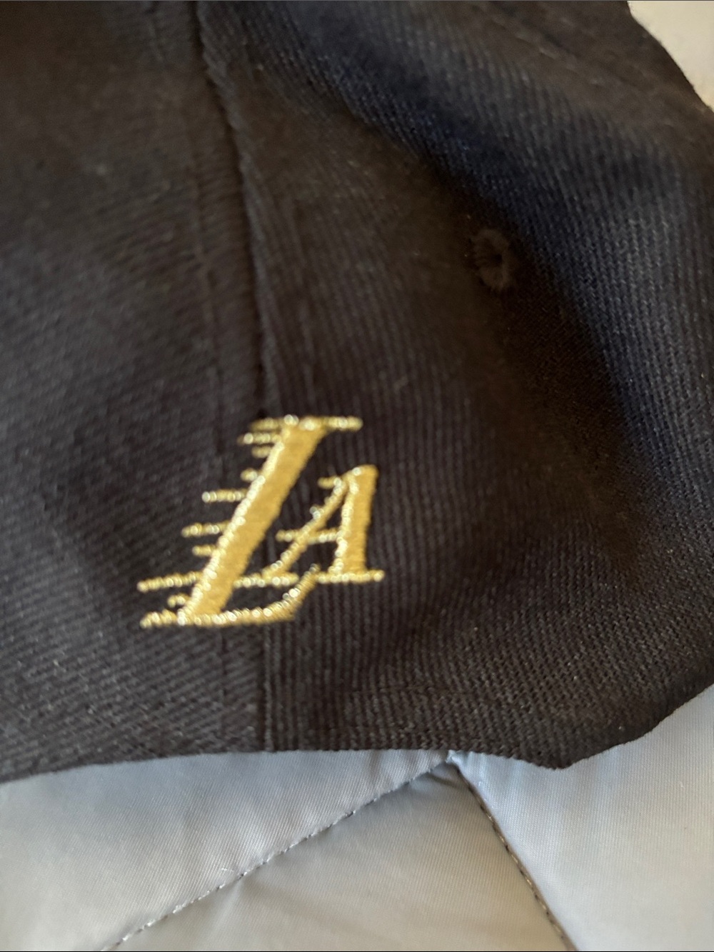 Lakers Hat - Picture 4 of 4